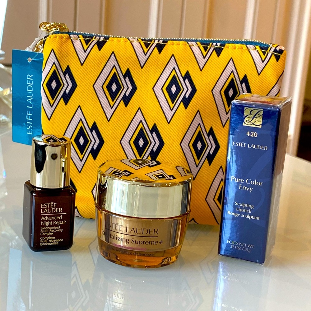 Estée Lauder Bundle - BNIB